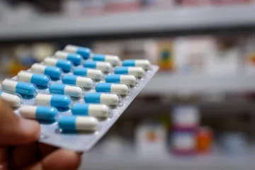 Mercado farmacêutico no Brasil projeta R$ 23,99 bilhões em agosto, aponta IQVIA