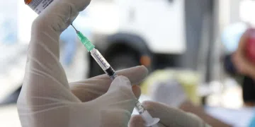 SP vacina mais de 280 mil contra sarampo em uma semana