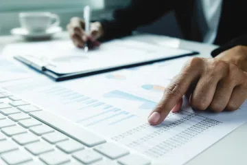 Reforma Tributária: Farmácias correm contra o tempo para se adequar e evitar prejuízos