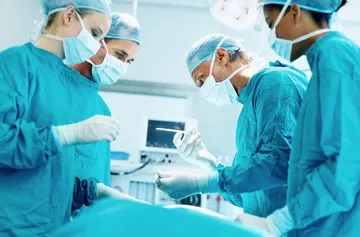 Cirurgia Oncoplástica para Câncer de Mama: Estudo Nacional Confirma Segurança e Melhora Estética