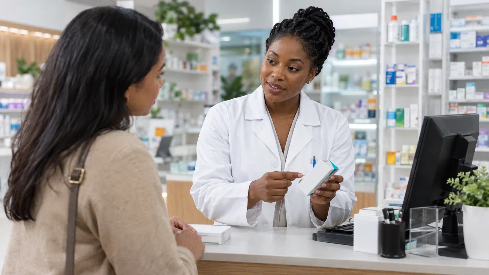 Uso racional de medicamentos: como a farmácia pode educar todos os dias